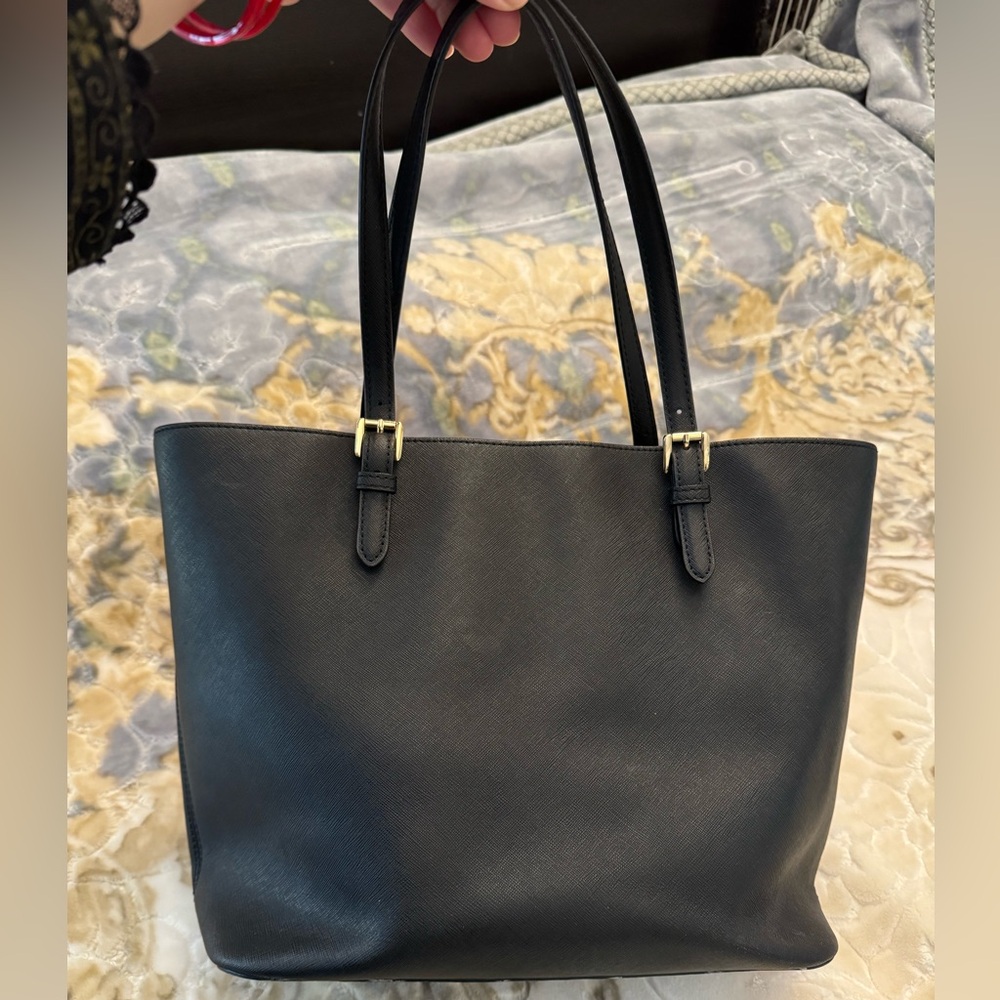Black Michael Kors Leather Tote Bag - Classic Everyday Carry